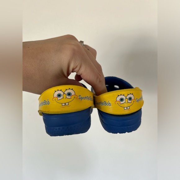 SpongeBob Crocs Size 4/5 - Picture 6 of 7